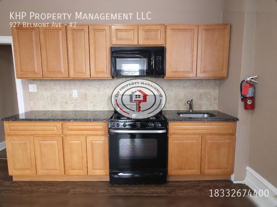 Primary Photo - ONE MONTH FREE RENT! Comfortable 1 Bed in ...