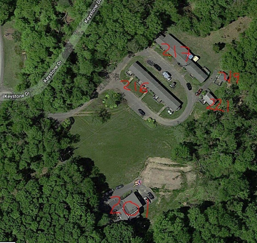 201221 Keystone Ct, Bushkill, PA 18324 Apartments in Bushkill, PA