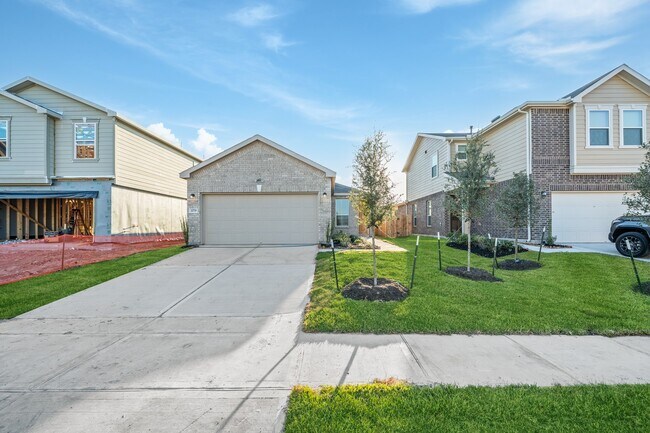 Foto del edificio - 15719 Autumn Chicory Dr