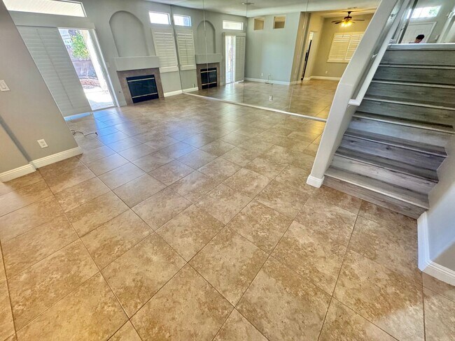 Foto del edificio - 5388 Runningbrook Rd