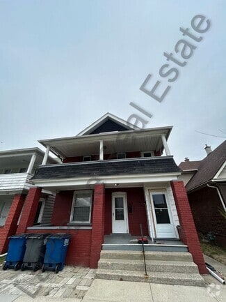 Building Photo - 743 Forsythe St