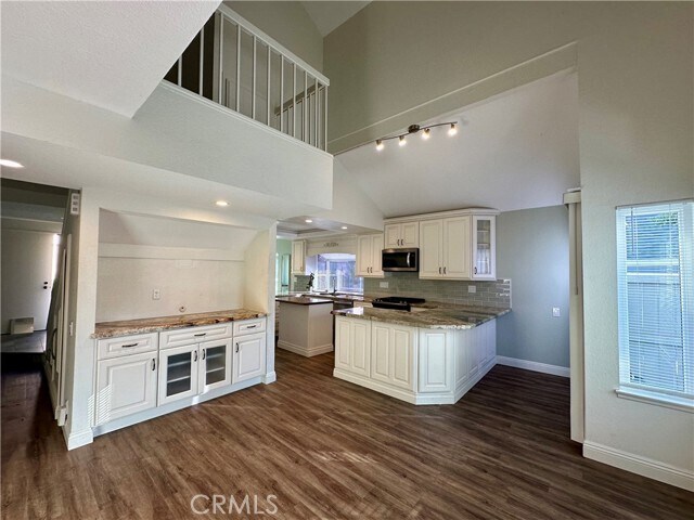 Building Photo - 13 Viento Dr