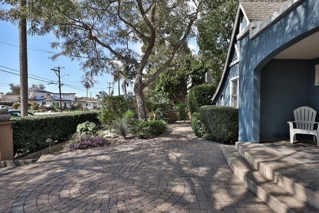 Building Photo - 1020 Madison Ave