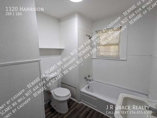 Building Photo - 1320 Harrison Ave