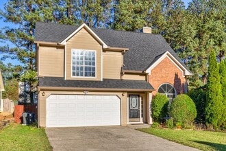 Building Photo - 2080 Racquet Club Cir NW