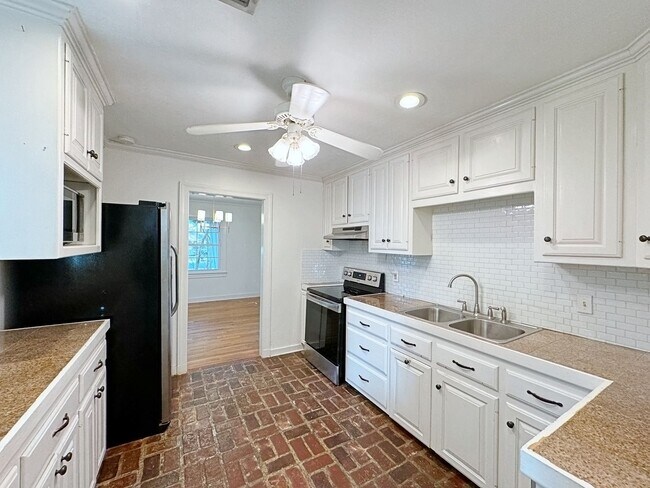 Foto del edificio - 3 Bedroom House in Southdowns