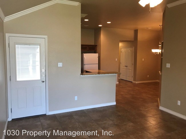 Building Photo - 4707 Passion Flower Loop