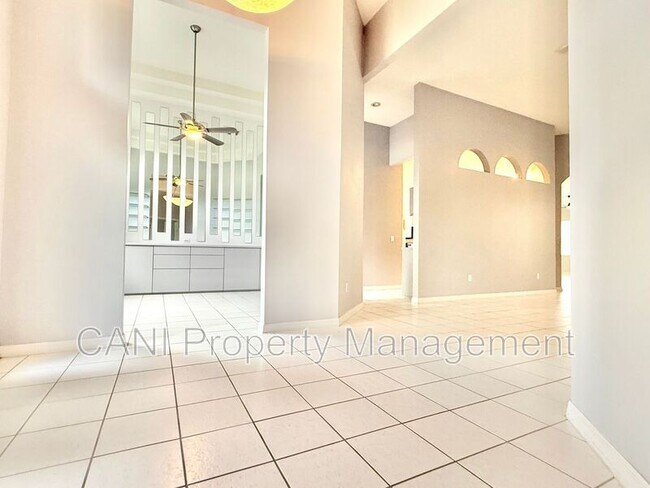 Foto del edificio - 415 Still Forest Terrace