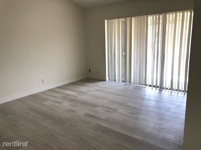 Primary Photo - 1 br, 1 bath Condo - 5720 Rock Island Rd