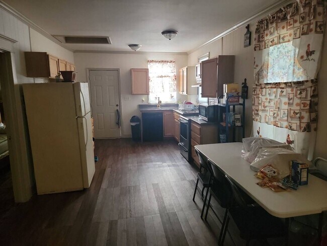 Foto del edificio - Great 3 Bedroom Home for Rent