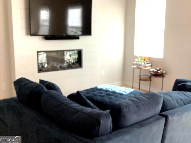 Foto del edificio - 110 Summit Pointe Ln
