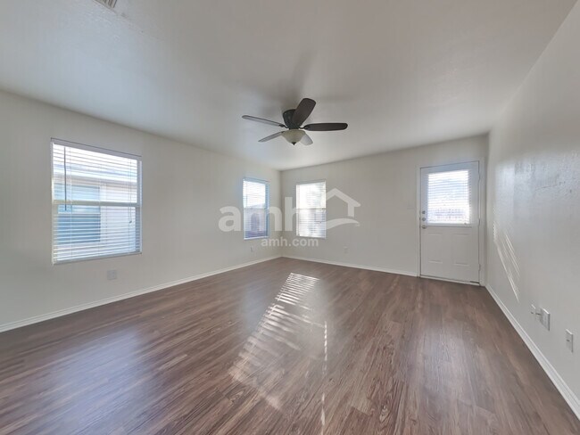 Building Photo - 8841 Quarry Ridge Trail