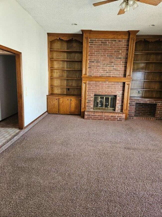 Foto del edificio - Coming Soon!  3 Bed 2 Bath Home in Putnam ...