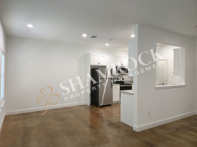 Foto del edificio - Residences at Windmill Preserve