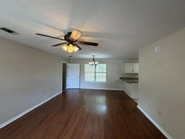 Foto del edificio - 501 Robinson Ave E