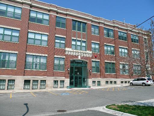 Primary Photo - 601 Linden Pl