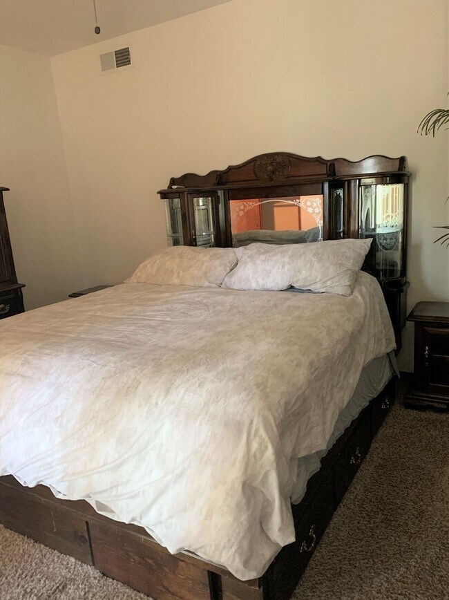 Foto del edificio - Lake Oroville Lake House with Spectacular Views!