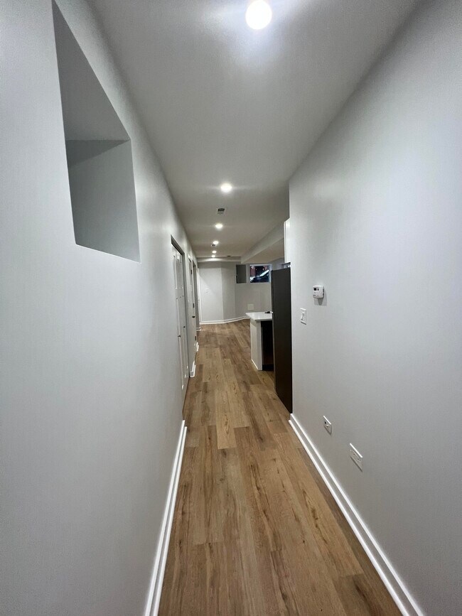 Foto del edificio - 1452 N Fairfield Ave