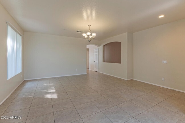 Building Photo - 11605 W La Reata Ave