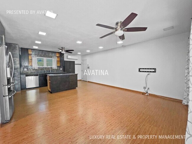 Foto del edificio - 736 N Kuakini St