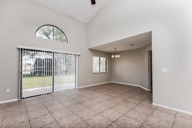Foto del edificio - 13133 Boulder Woods Cir