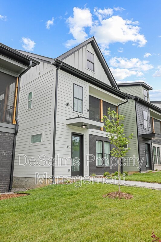 Photo - 337 Sophia Rain Dr House