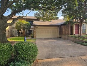 Building Photo - 2022 Brookside Dr