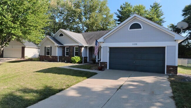 Foto del edificio - 1125 Butternut Ln