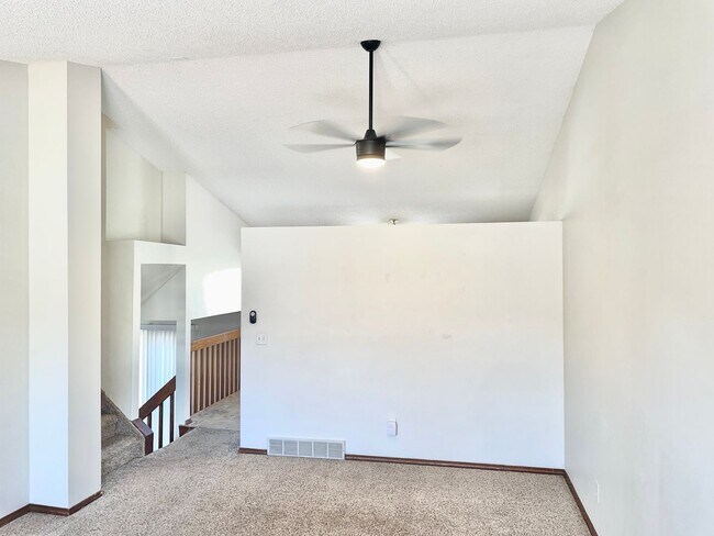 Photo - Fantastic Multi-Level Single Family Home i...