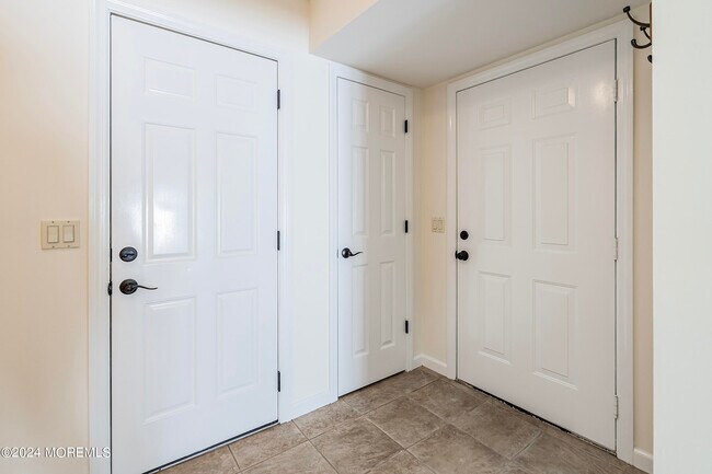 Foto del edificio - 15 Spring Ct