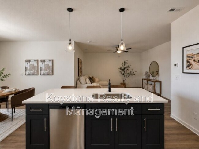 Foto del edificio - 2425 Pea Ridge Rd