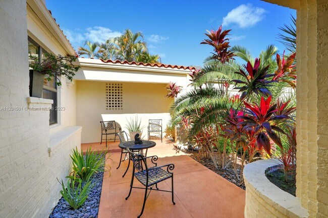 Building Photo - 4276 Nautilus Dr