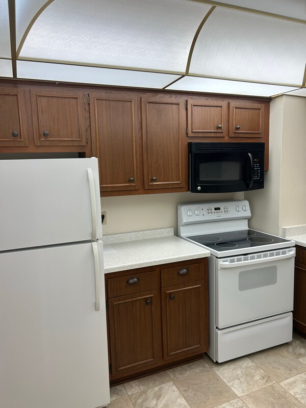 Foto principal - 4333 N Oakland Ave