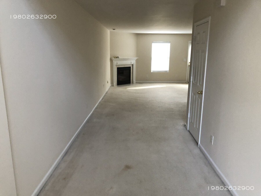 Building Photo - 1717 Ledson Court
