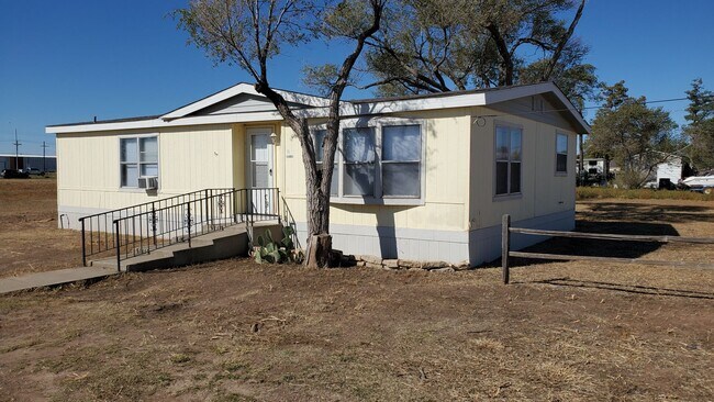 Building Photo - 14001 I H 27