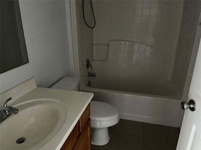 Foto del edificio - 13866 Econ Woods Ln