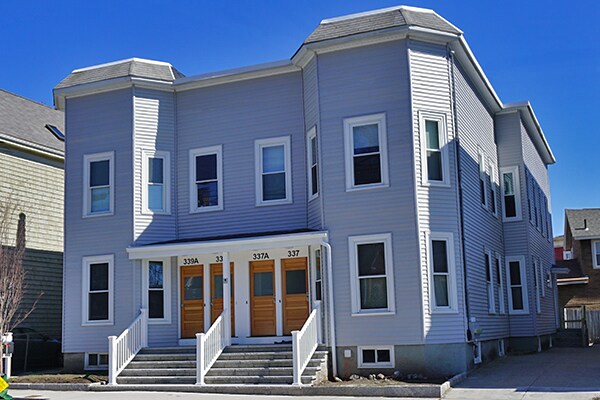 Foto del edificio - 339 Beacon St