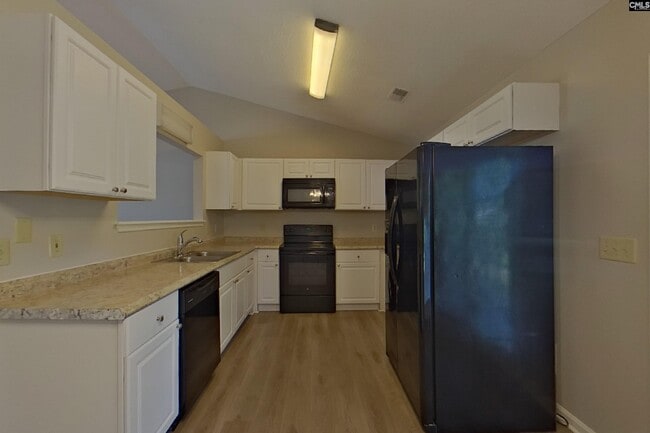 Building Photo - 112 Turnstone Way