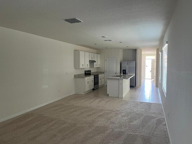 Foto del edificio - 444 Lily Ln