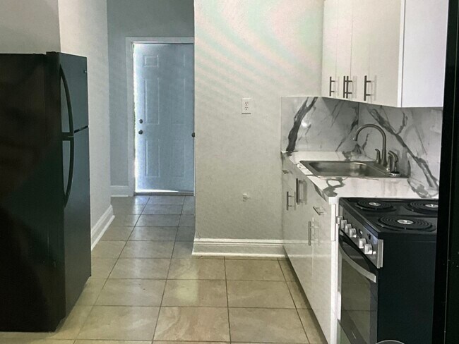 Foto del edificio - 405 SW 5th St
