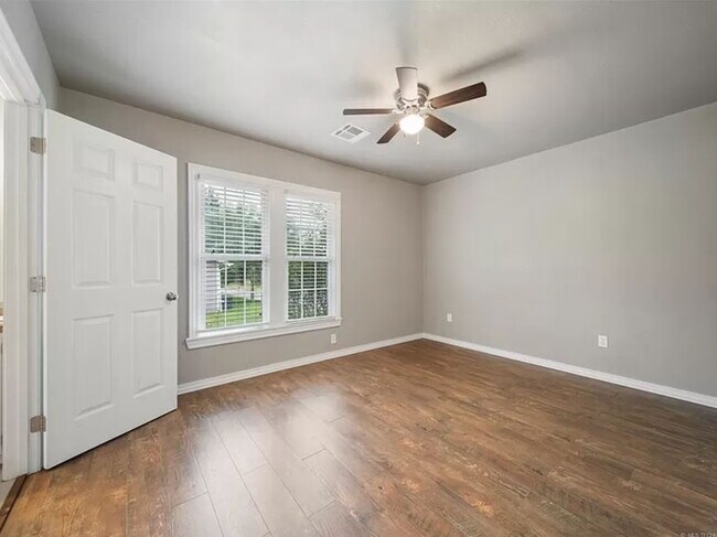 Foto del edificio - 2 Bedroom / 2 Bath in the heart of Midtown!