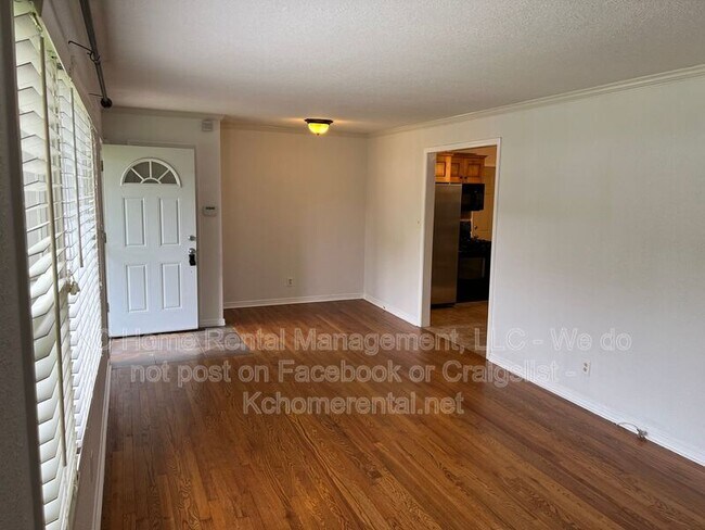 Foto del edificio - 6943 Walmer St