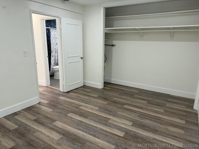 Foto del edificio - 2841 NE 32nd St