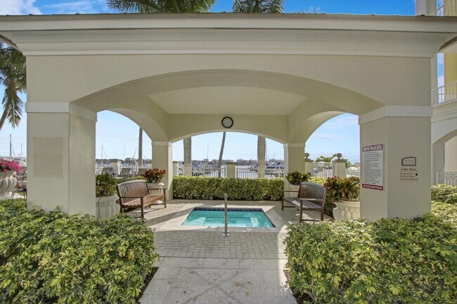 Foto del edificio - 806 E Windward Way