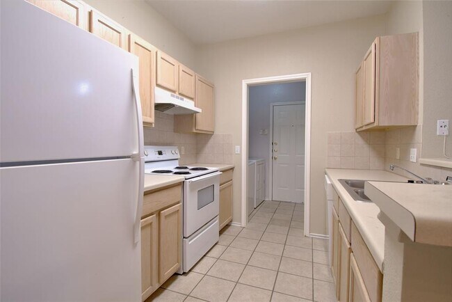 Foto del edificio - 1709 Matthews Ln