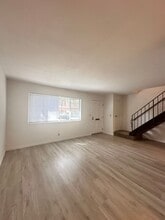 Building Photo - 2084 Alta Loma St