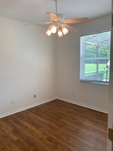 Building Photo - 3620 Tayside Ct