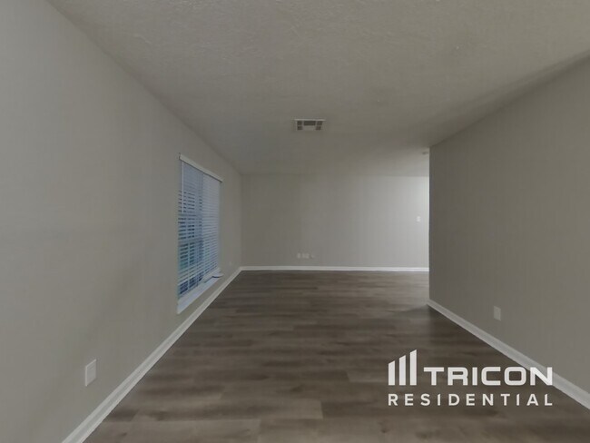 Building Photo - 12230 Haroldson Forest Dr