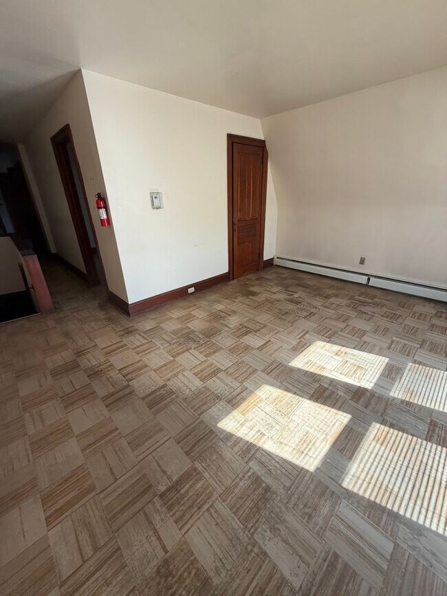 Building Photo - 1651 Perkiomen Ave