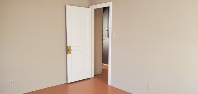 Bedroom1 - 901 W Esperanza Ave